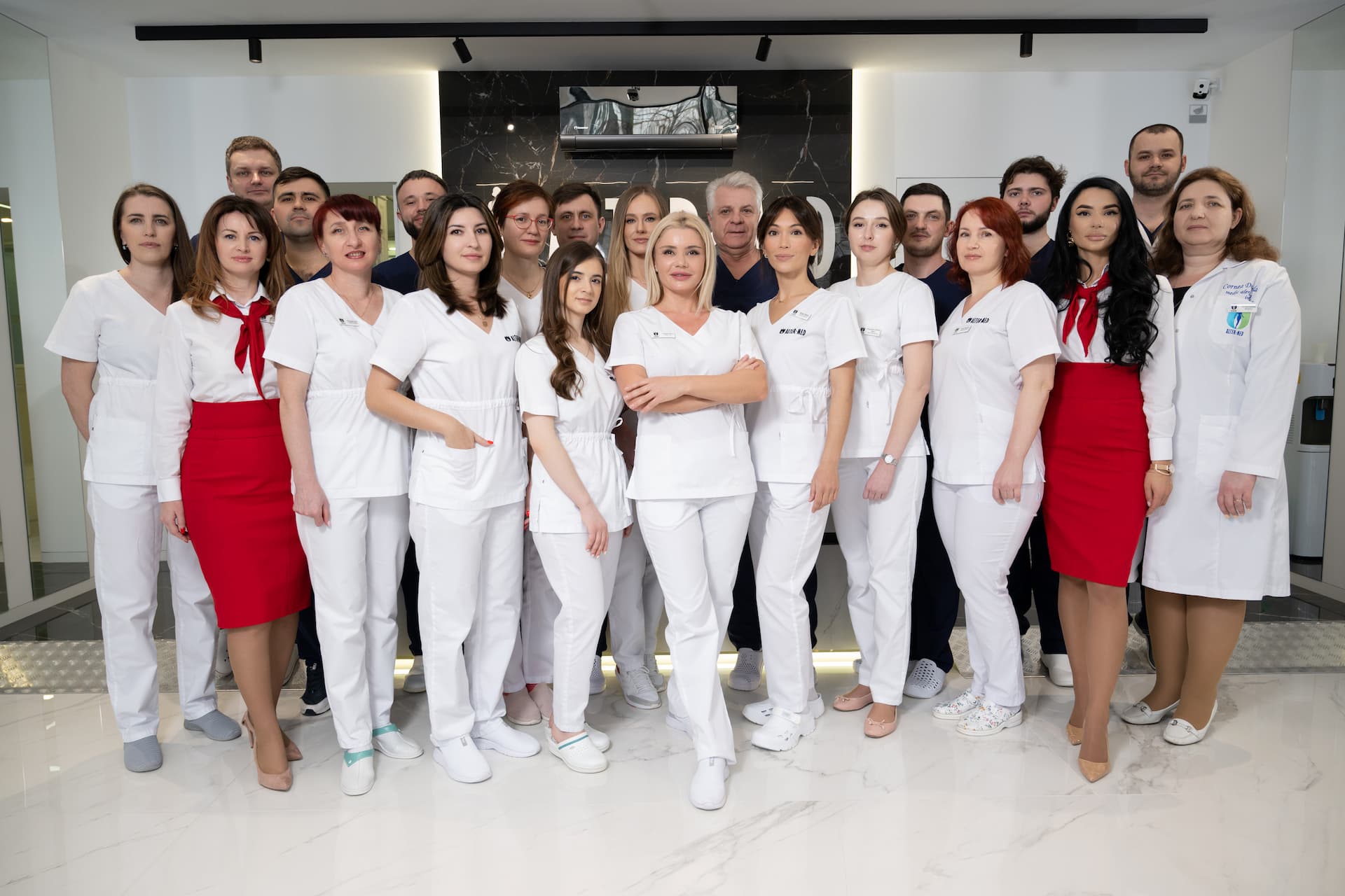 colectiv-site image clinica-chirurgie-plastica